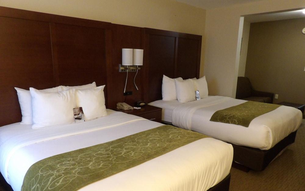 Comfort Suites Omaha East-Council Bluffs Esterno foto