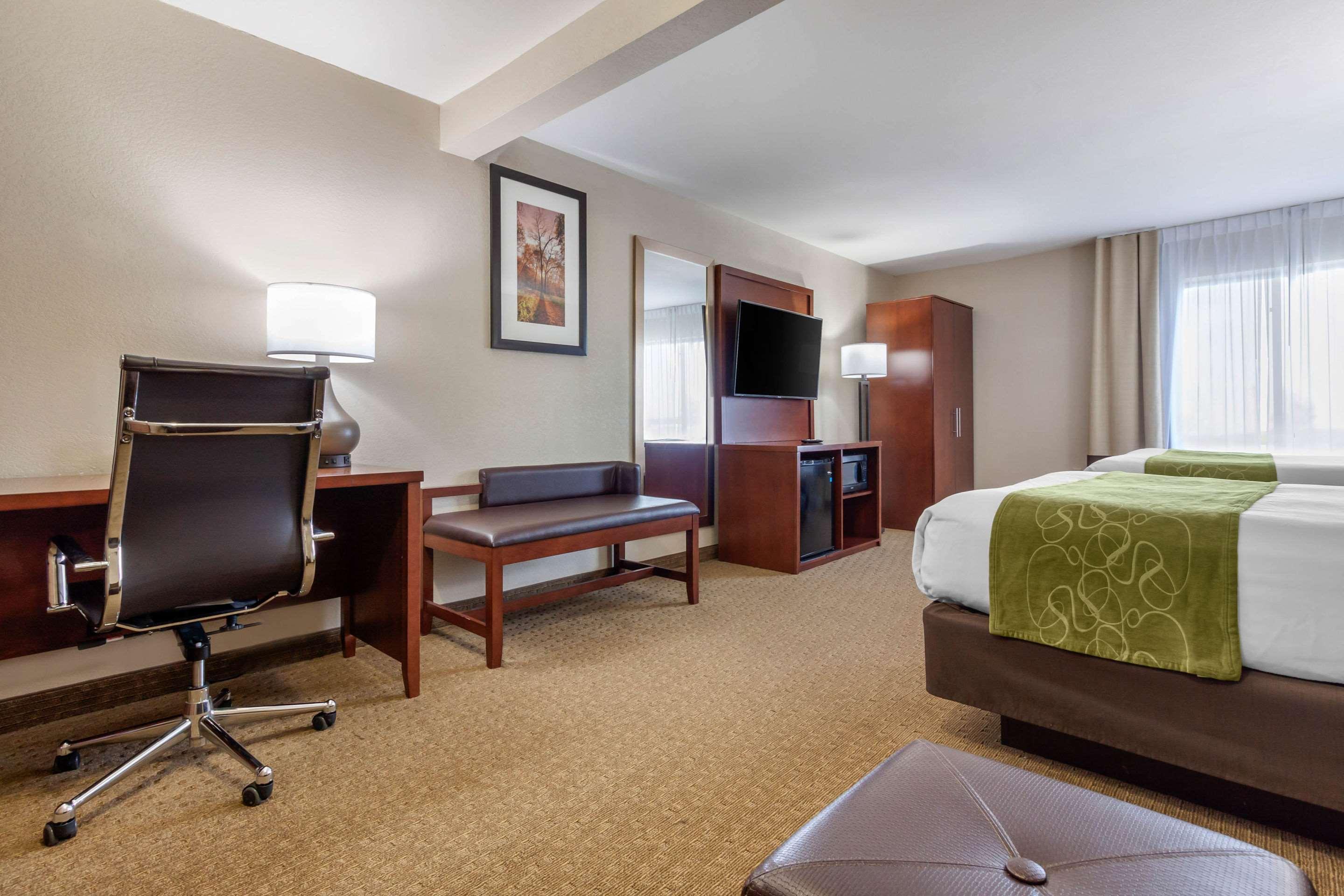 Comfort Suites Omaha East-Council Bluffs Esterno foto