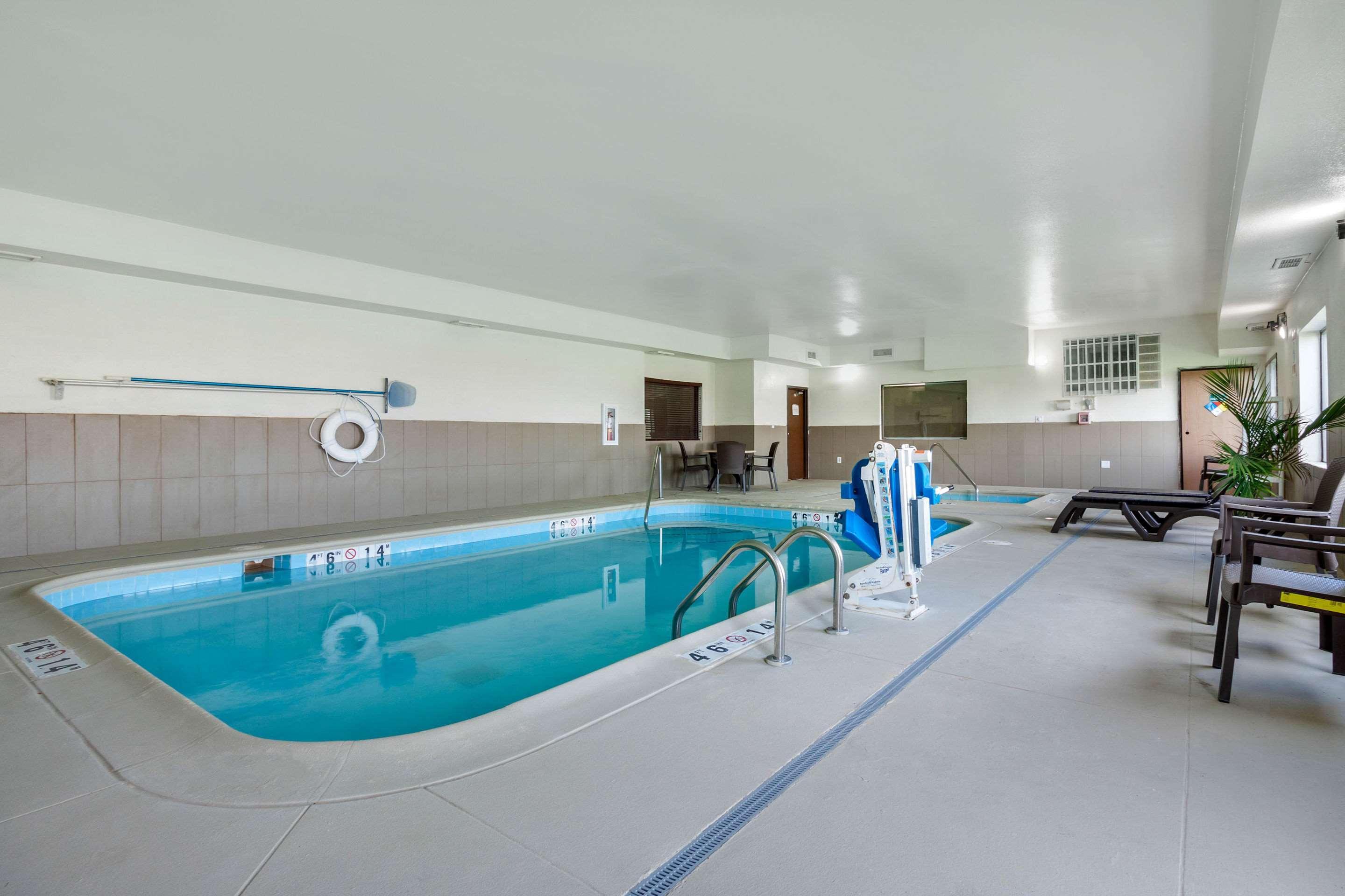Comfort Suites Omaha East-Council Bluffs Esterno foto