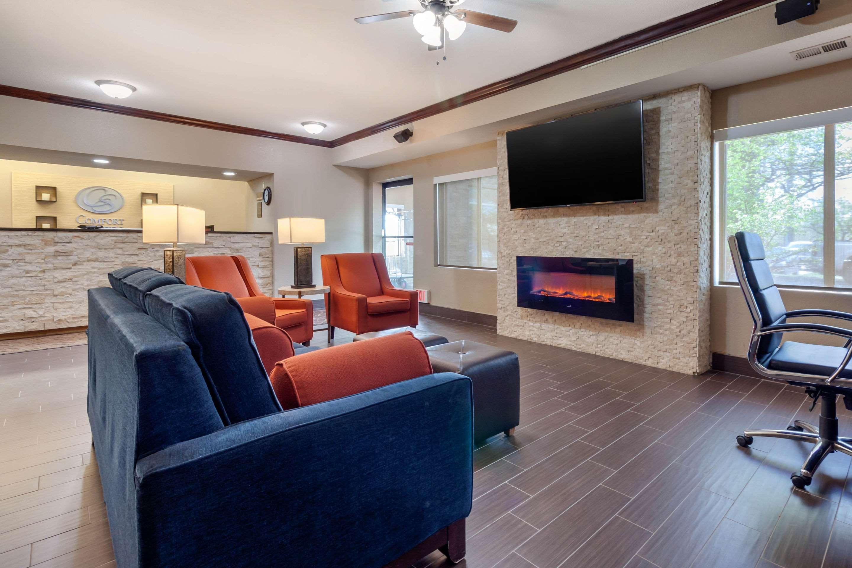 Comfort Suites Omaha East-Council Bluffs Esterno foto