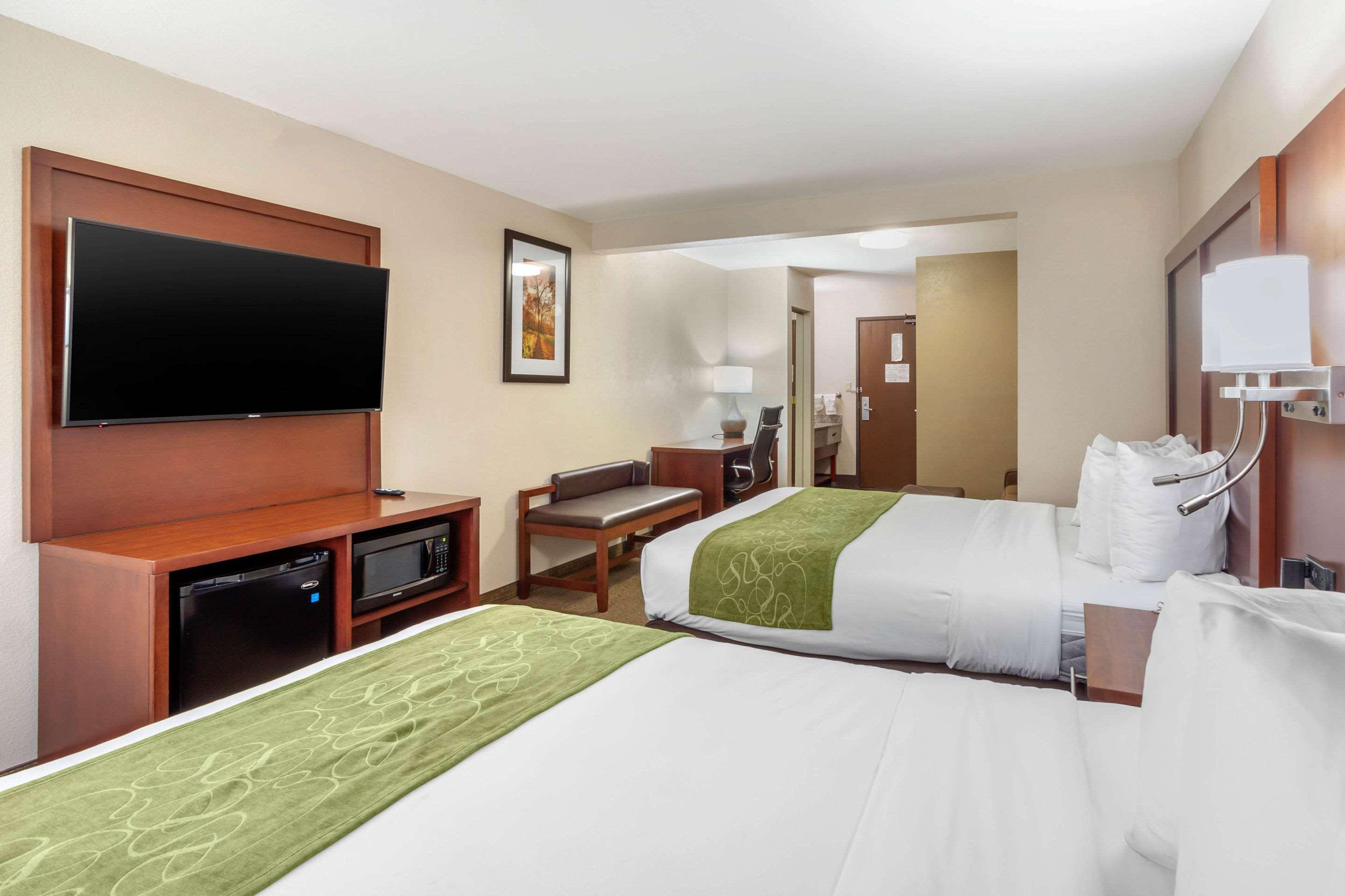 Comfort Suites Omaha East-Council Bluffs Esterno foto
